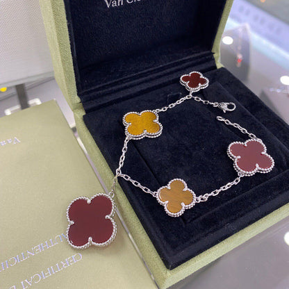 [Leaves]CLOVER 5 MOTIFS SIVLER CARNELIAN TIGER EYE BRACELET