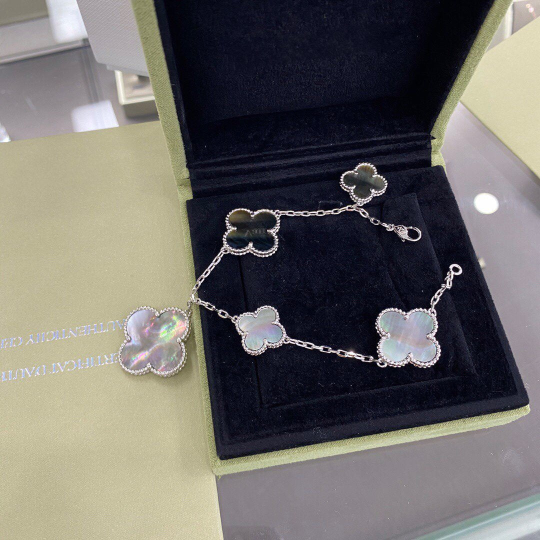 [Leaves]CLOVER 5 MOTIFS SIVLER DARK MOP BRACELET