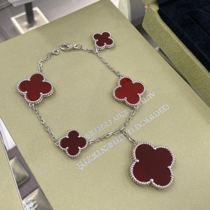 [Leaves]CLOVER 5 MOTIFS SIVLER CARNELIAN BRACELET