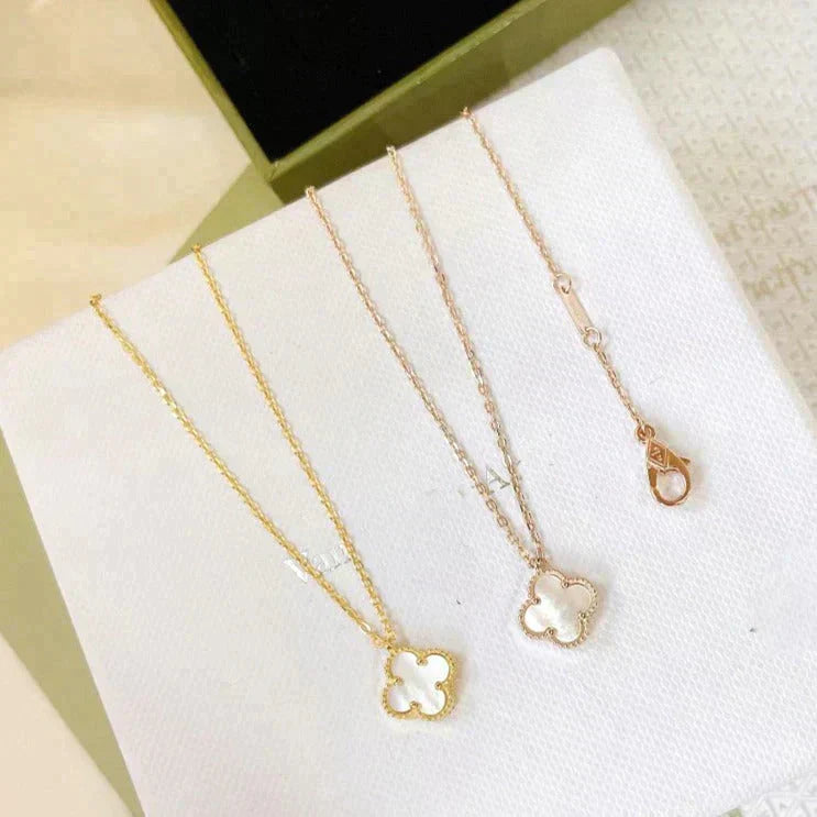[Leaves]CLOVER MINI 9.5MM WHITE MOTHER-OF-PEARL NECKLACE