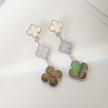 [Leaves]CLOVER 3 MOTIFS CHALCEDONY DARK MOP SILVER EARRINGS
