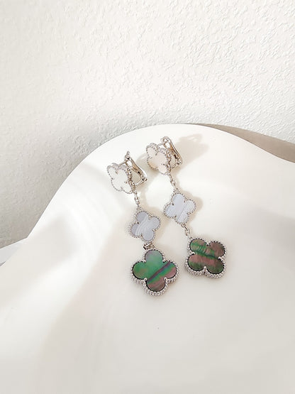 [Leaves]CLOVER 3 MOTIFS CHALCEDONY DARK MOP SILVER EARRINGS