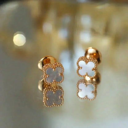 [Leaves]CLOVER MINI 9.5MM WHITE MOP EARRINGS