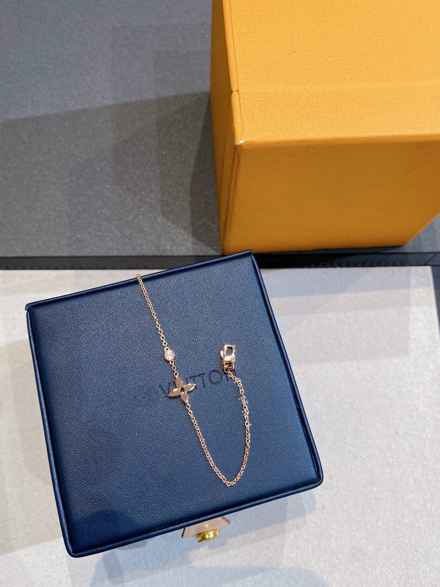 [Leaves]STAR DIAMOND ROSE GOLD BRACELET