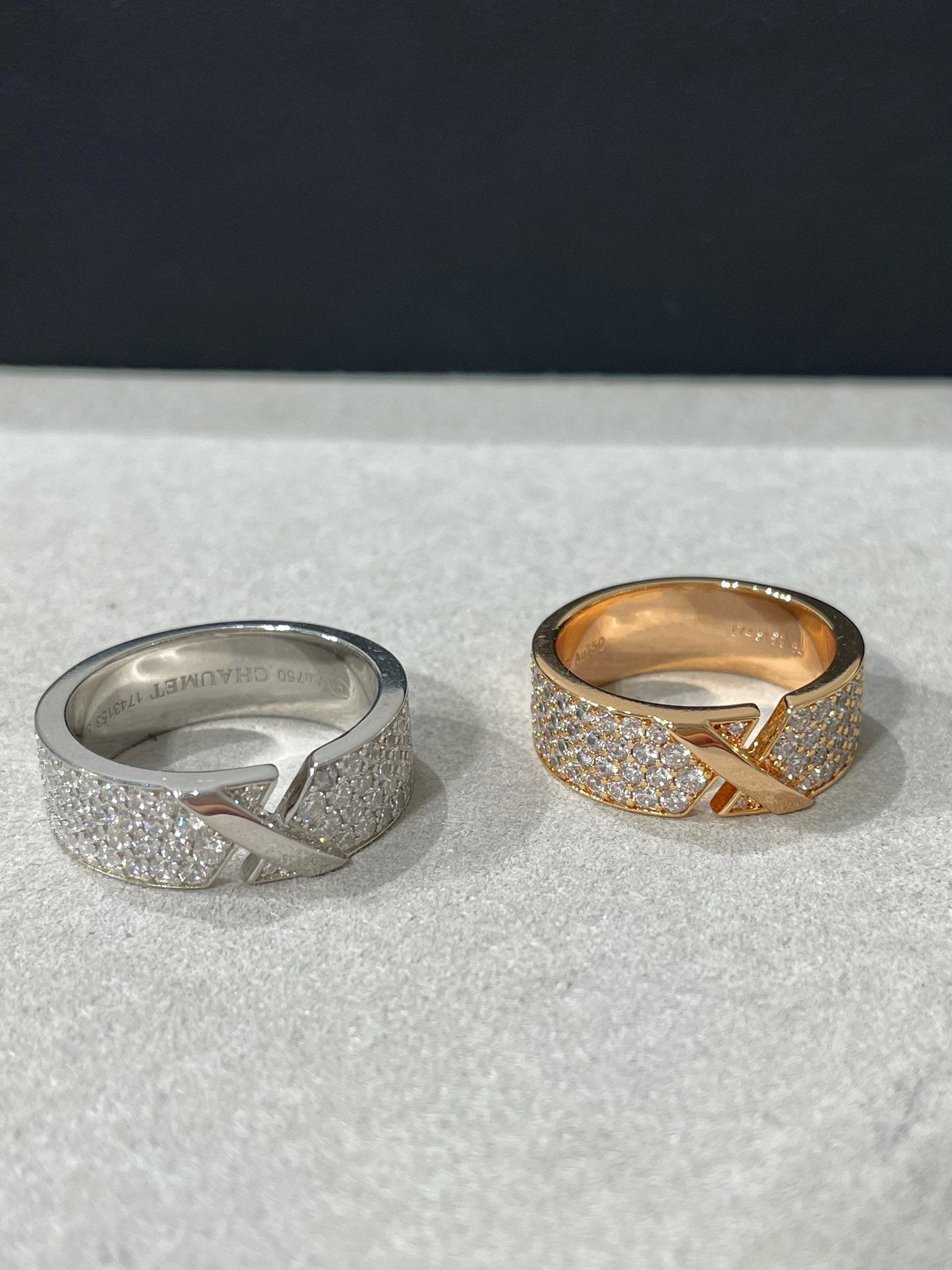 [Leaves]LIENS EVIDENCE  DIAMOND PAVED RING