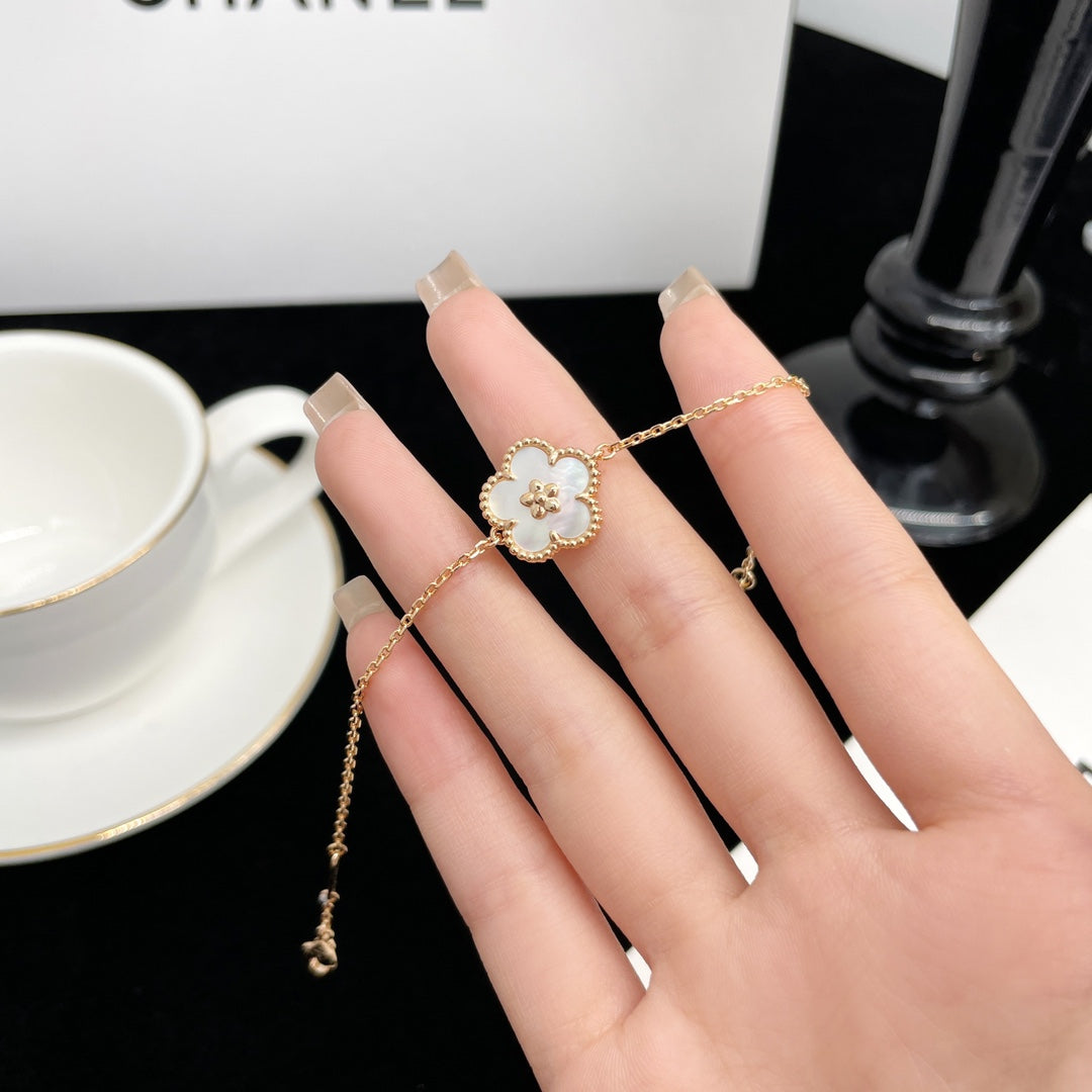[Leaves]LUCKY SPRING ROSE GOLD MOP BRACELET