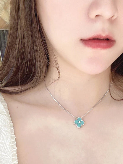 [Leaves]CLOVER 1 DIAMOND LIGHT BLUE SILVER NECKLACE