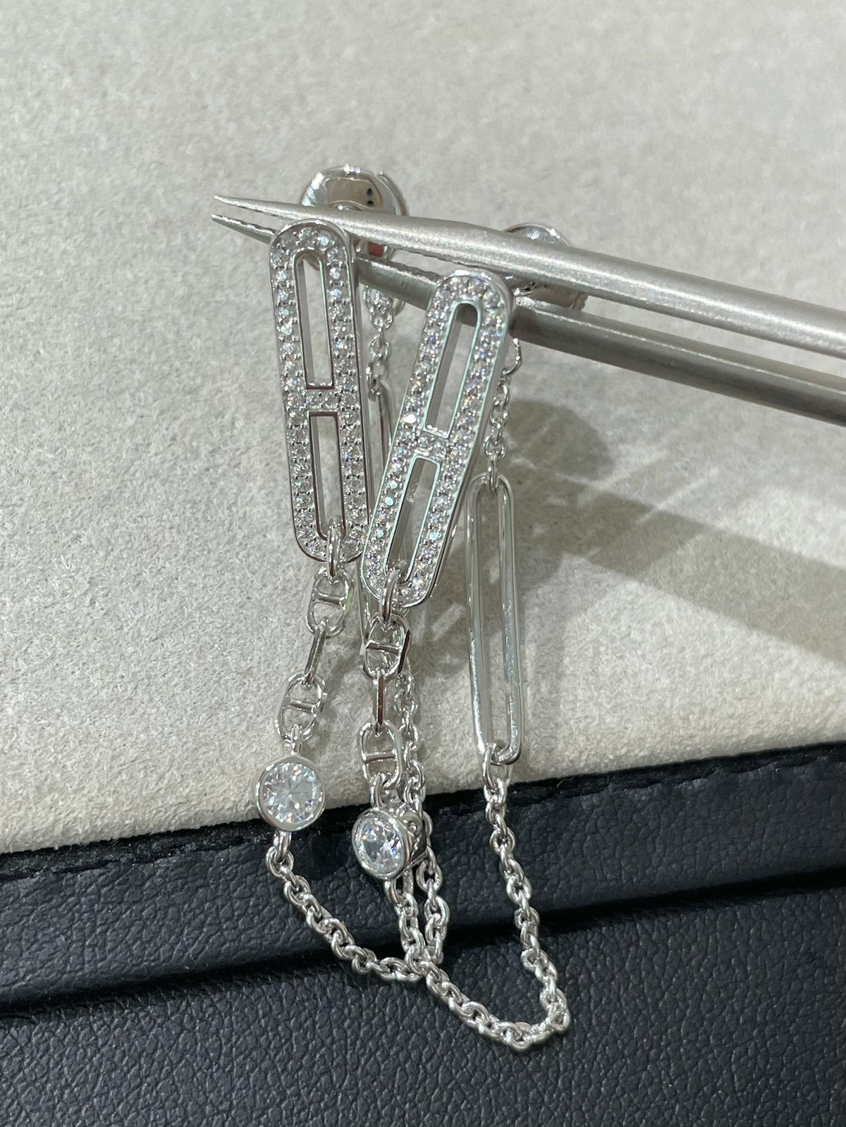 [Leaves]CHAINE CHAOS DIAMOND DROP EARRINGS