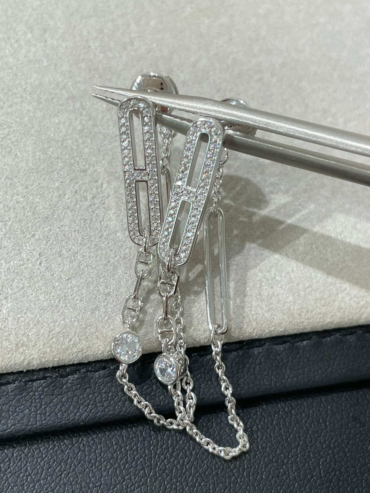 [Leaves]CHAINE CHAOS DIAMOND DROP EARRINGS