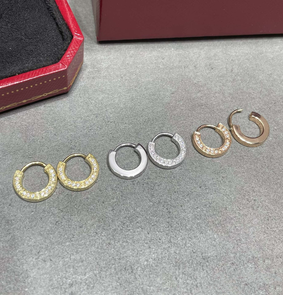 [Leaves]LOVE DIAMOND EARRINGS