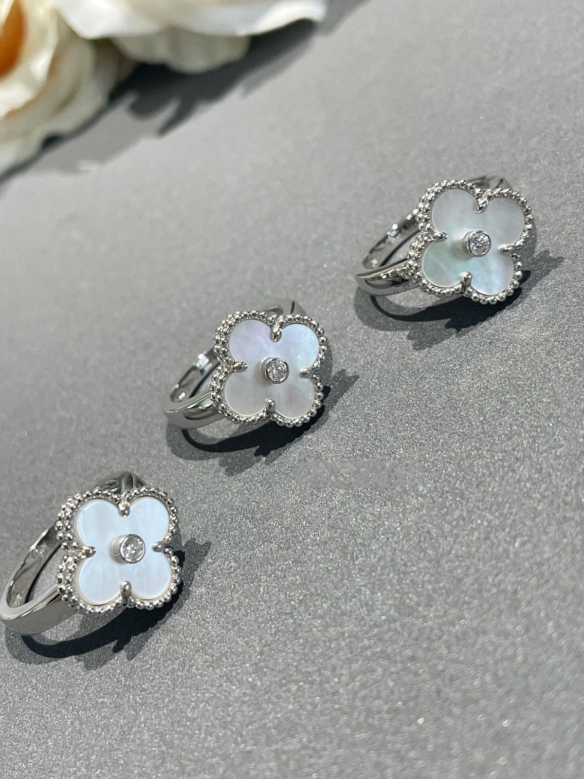 [Leaves]CLOVER SILVER MOP DIAMOND RING