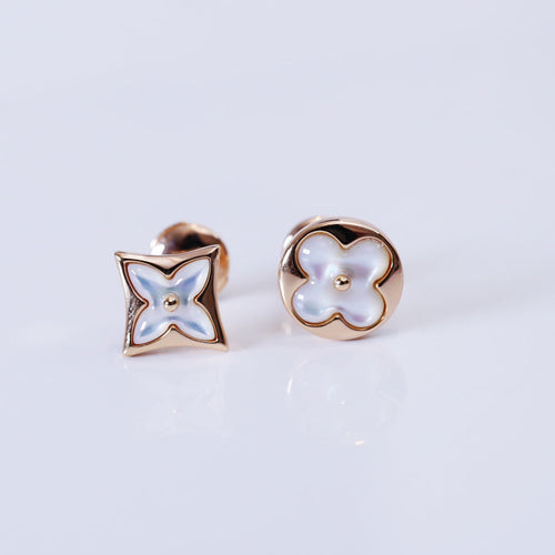 [Leaves]STAR AND SUN ROSE GOLD MOP STUD EARRINGS
