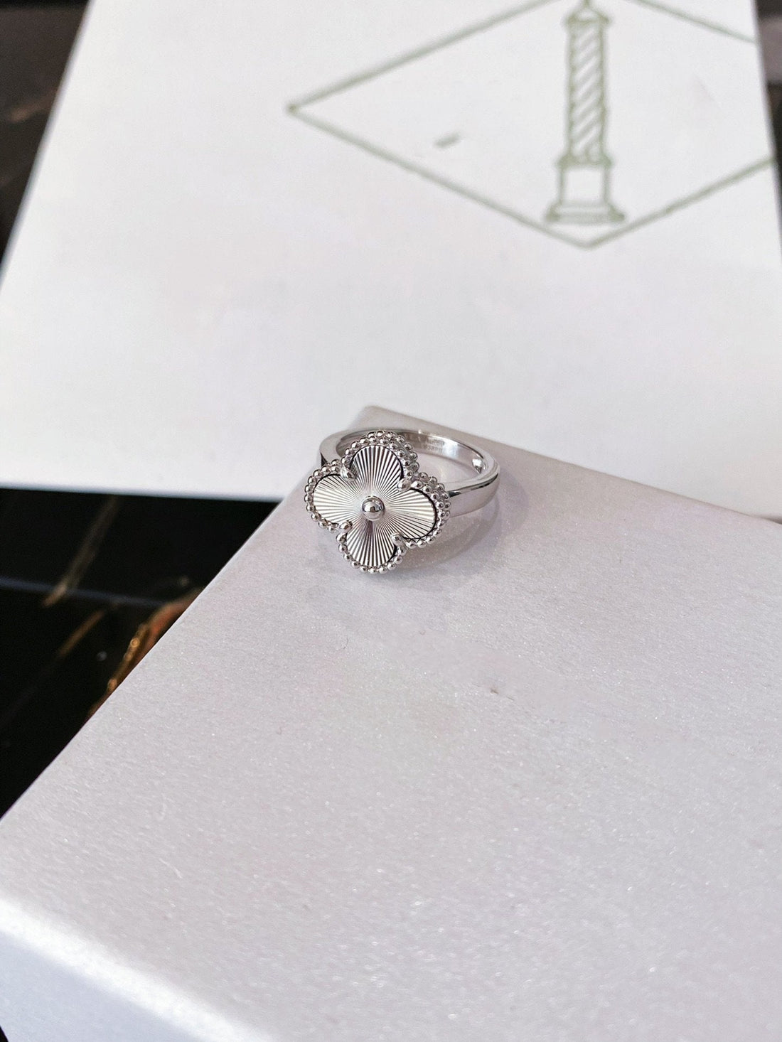 [Leaves]CLOVER SILVER RING
