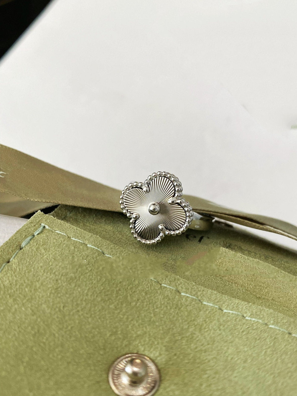 [Leaves]CLOVER SILVER RING