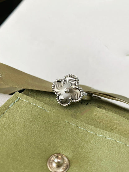 [Leaves]CLOVER SILVER RING
