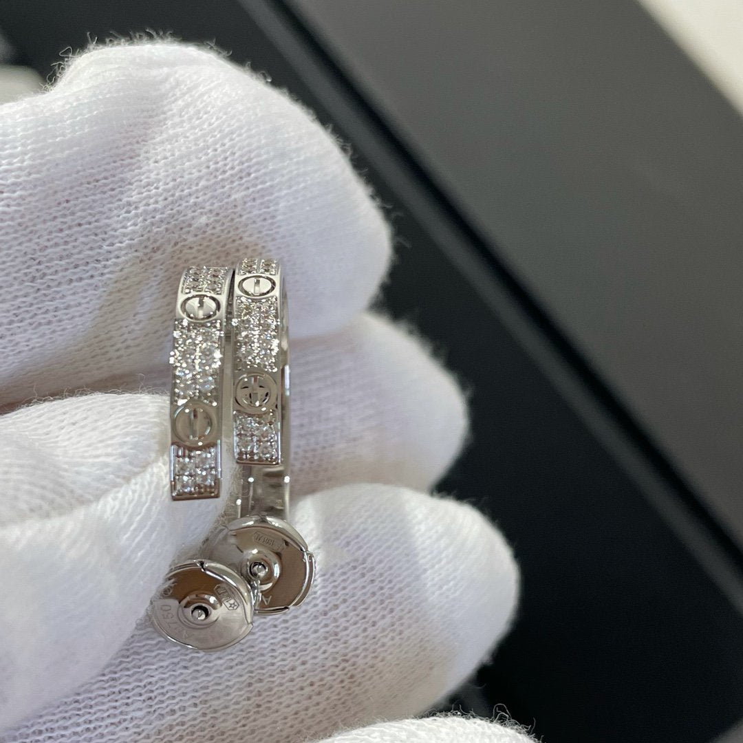 [Leaves]LOVE DIAMOND SILVER HOOP EARRINGS