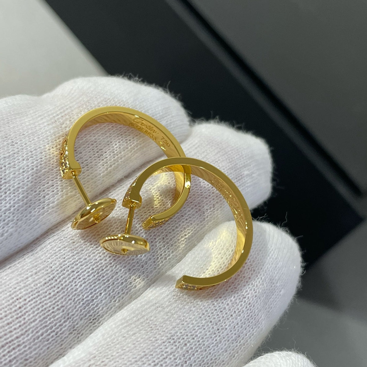 [Leaves]LOVE DIAMOND GOLD HOOP EARRINGS