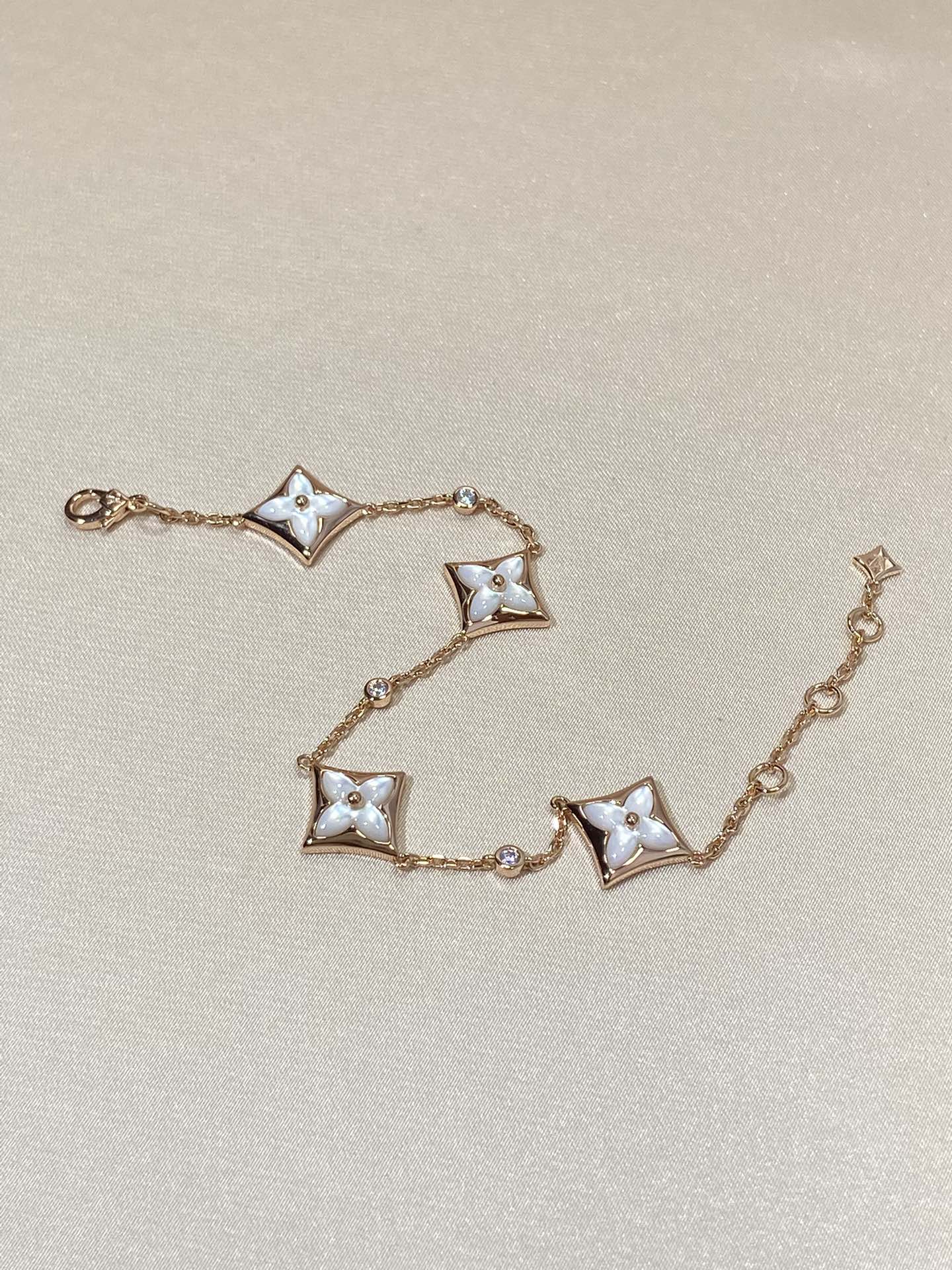 [Leaves]STAR 4 MOTIF MOP DIAMOND ROSE GOLD BRACELET