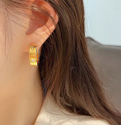 [Leaves]LOVE 5.5MM 1 DIAMOND EARRINGS