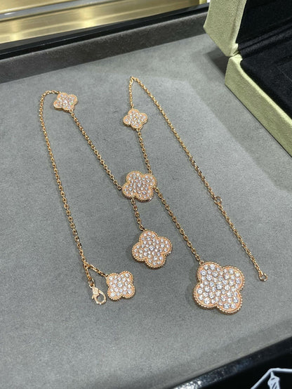 [Leaves]CLOVER 6 MOTIF DIAMOND PAVED NECKLACE