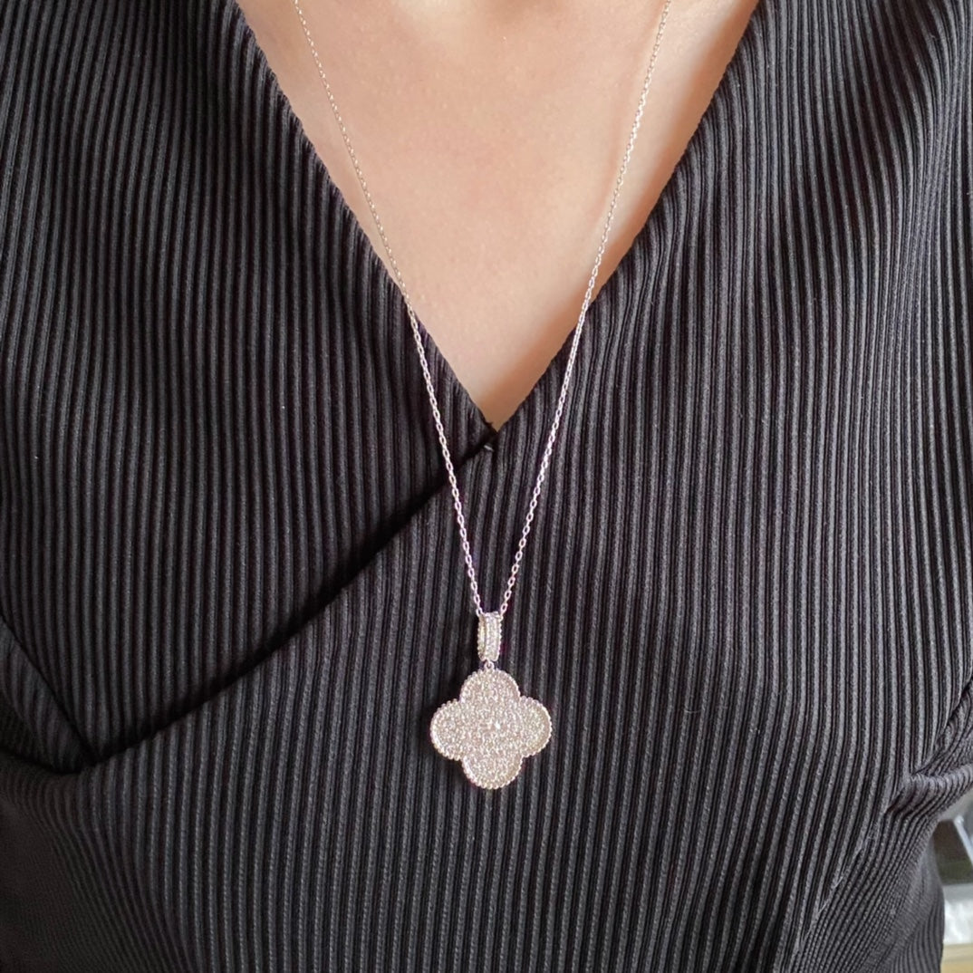 [Leaves]CLOVER 25MM LARGE PEDANT DIAMOND PAVED LONG NECKLACE