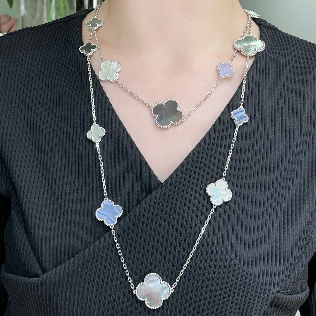 [Leaves]CLOVER 16 MOTIF CHALCEDONY MOP SILVER NECKLACE