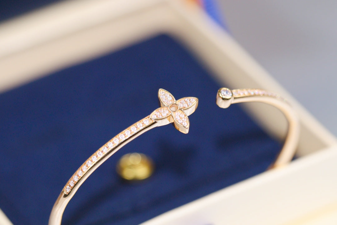[Leaves]IDYLLE ROSE GOLD OPEN BRACELET DIAMOND PAVED