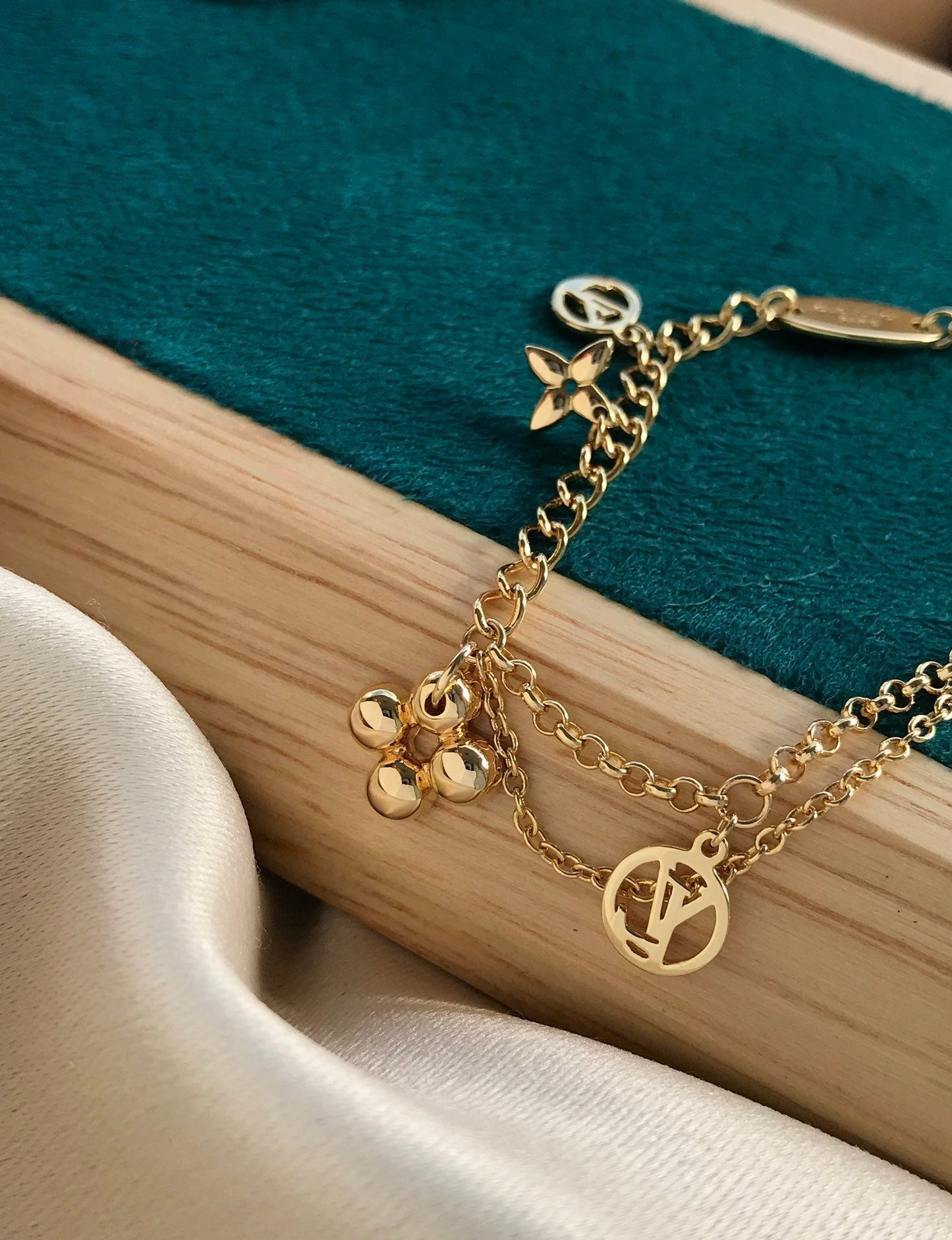 [Leaves]BLOOMING ROSE GOLD MOP BRACELET