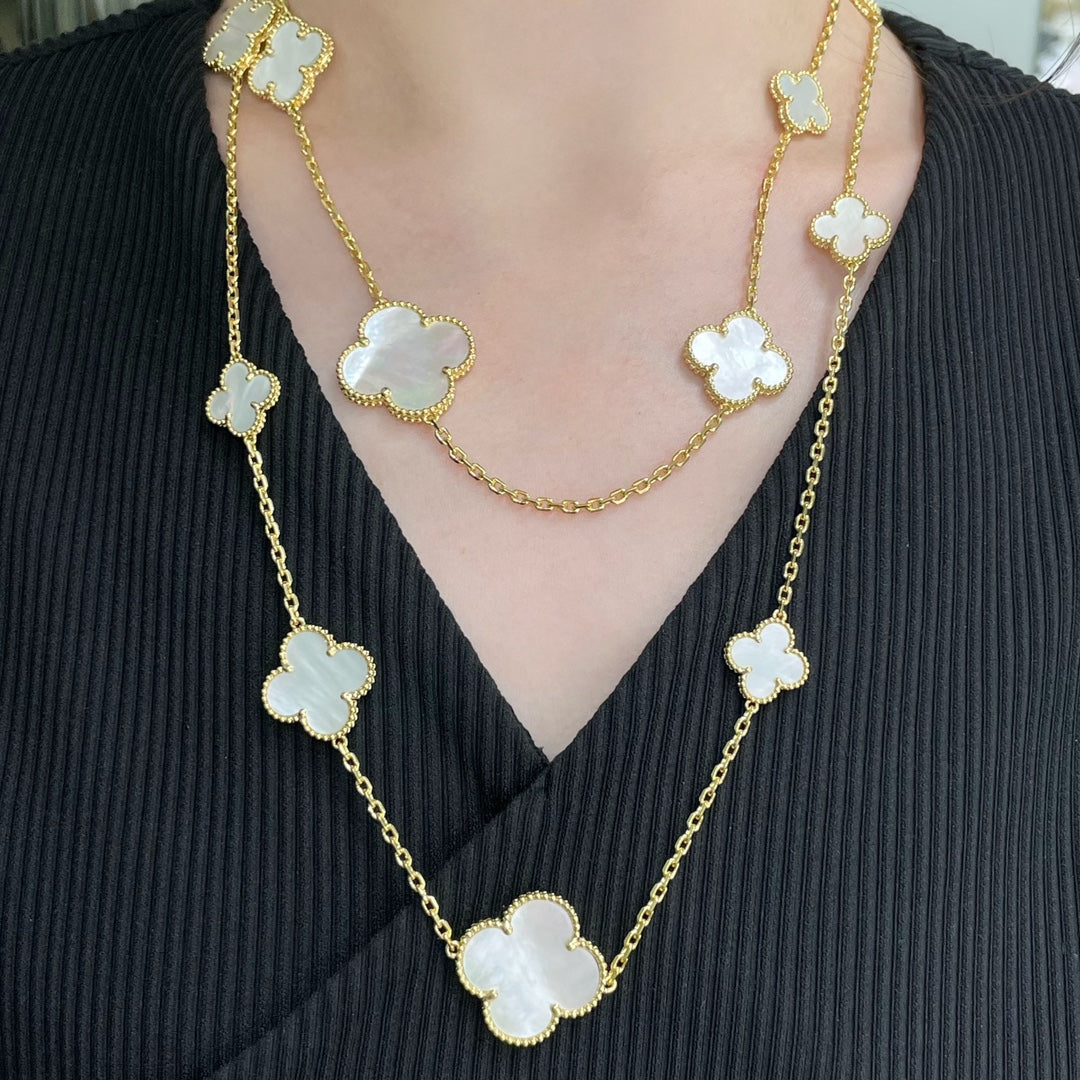 [Leaves]CLOVER 16 MOTIF WHITE MOP GOLD NECKLACE