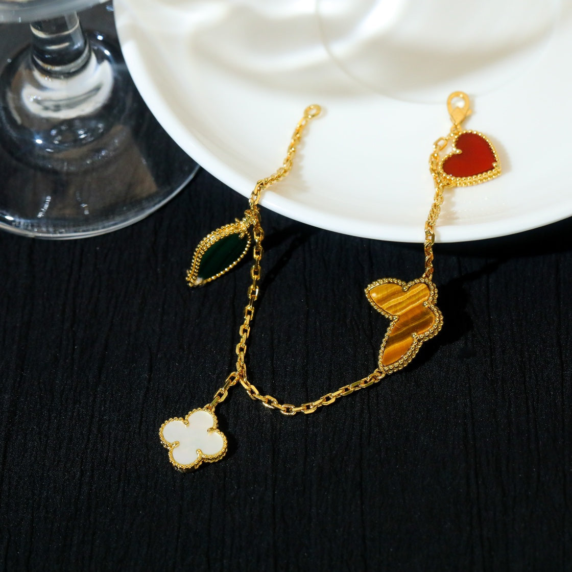 [Leaves]LUCKY SPRING 5 MOTIF GOLD BRACELET