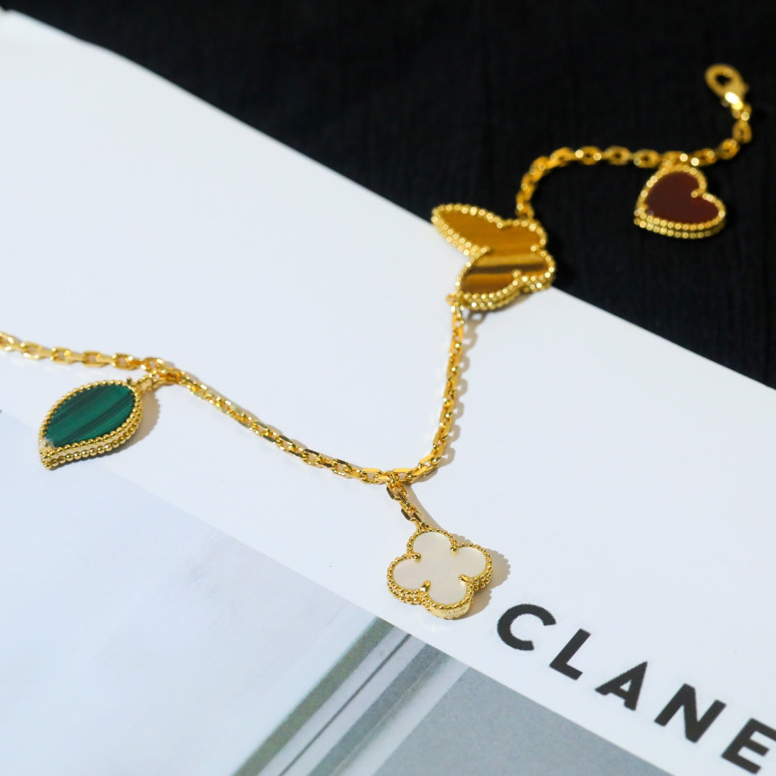[Leaves]LUCKY SPRING 5 MOTIF GOLD BRACELET