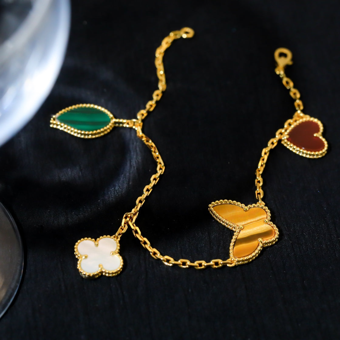 [Leaves]LUCKY SPRING 5 MOTIF GOLD BRACELET
