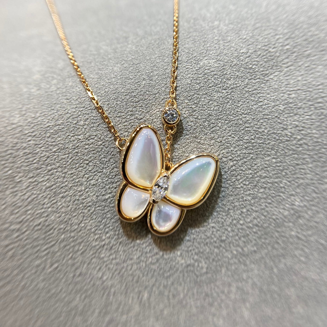 [Leaves]BUTTERFLY MOP DIAMOND NECKLACE