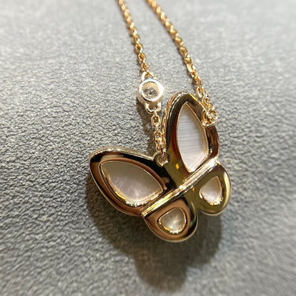 [Leaves]BUTTERFLY MOP DIAMOND NECKLACE