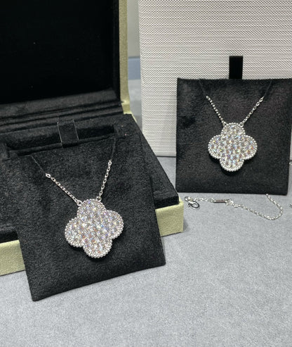[Leaves]CLOVER 25MM LARGE PENDANT DIAMOND PAVED SILVER NECKLACE