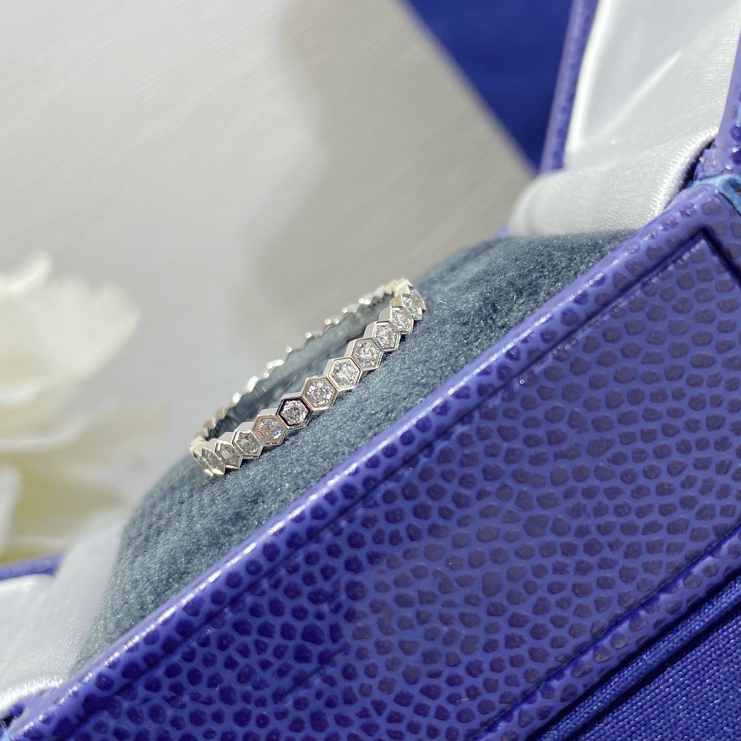 [Leaves]BEE LOVE DIAMOND PAVED SMALL RING