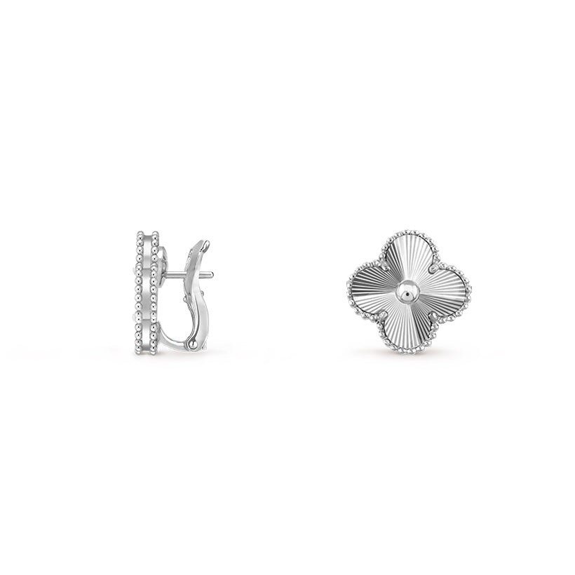[Leaves]15MM CLOVER FLOWER STUD EARRINGS WHITE GOLD COLLECTION