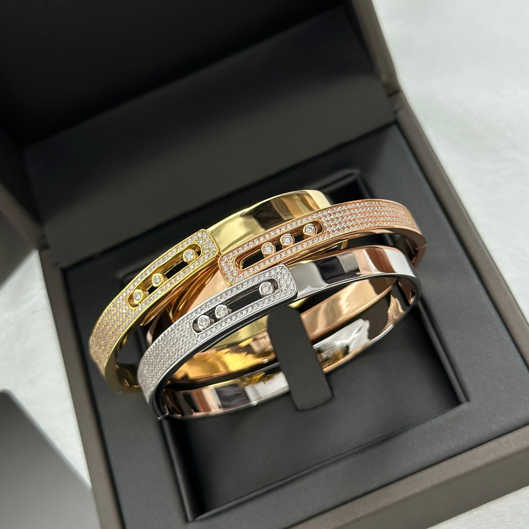 [Leaves]MOVE NOA PAVÉ DIAMOND BANGLE BRACELET