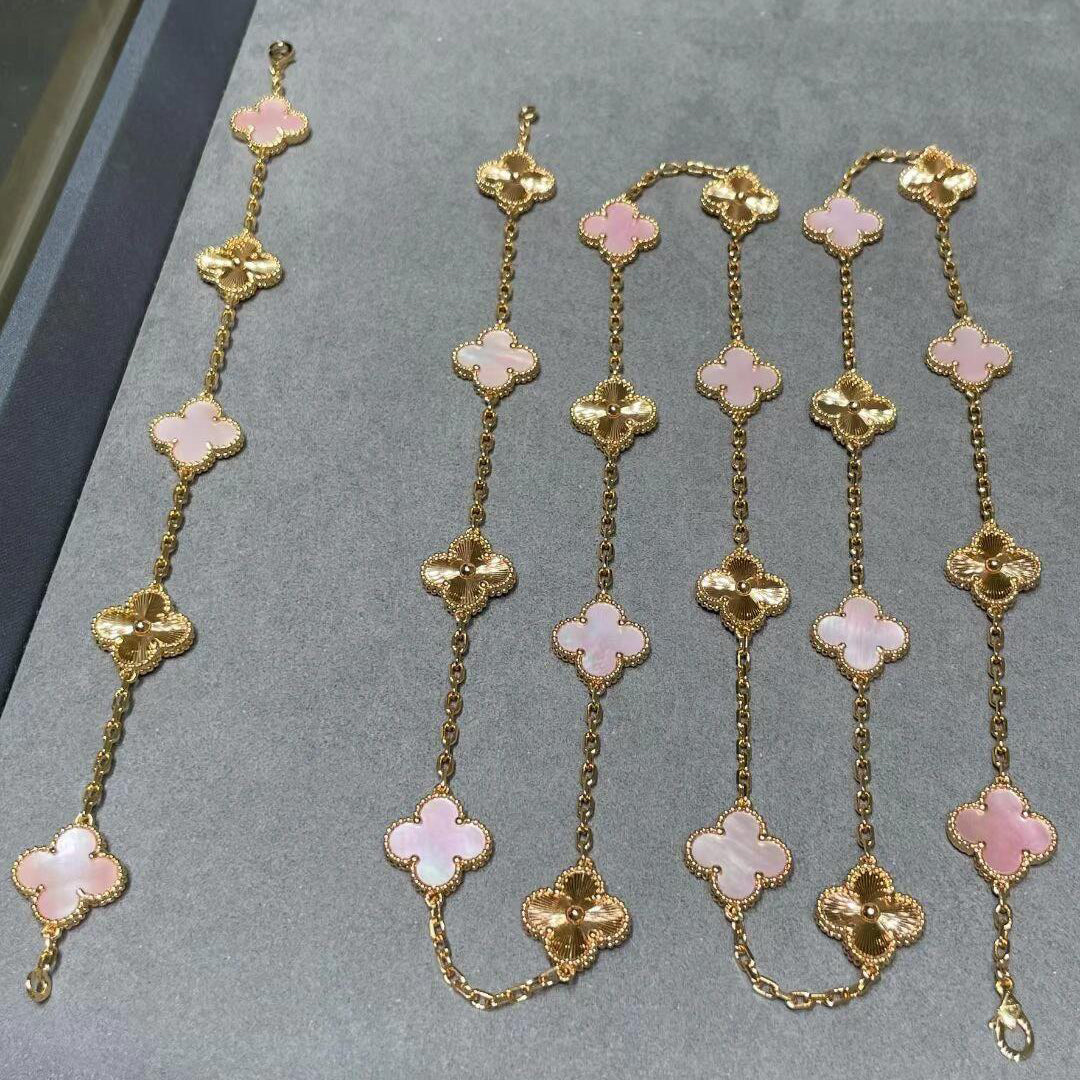 [Leaves]CLOVER 20 MOTIFS LASER PINK MOP NECKLACE