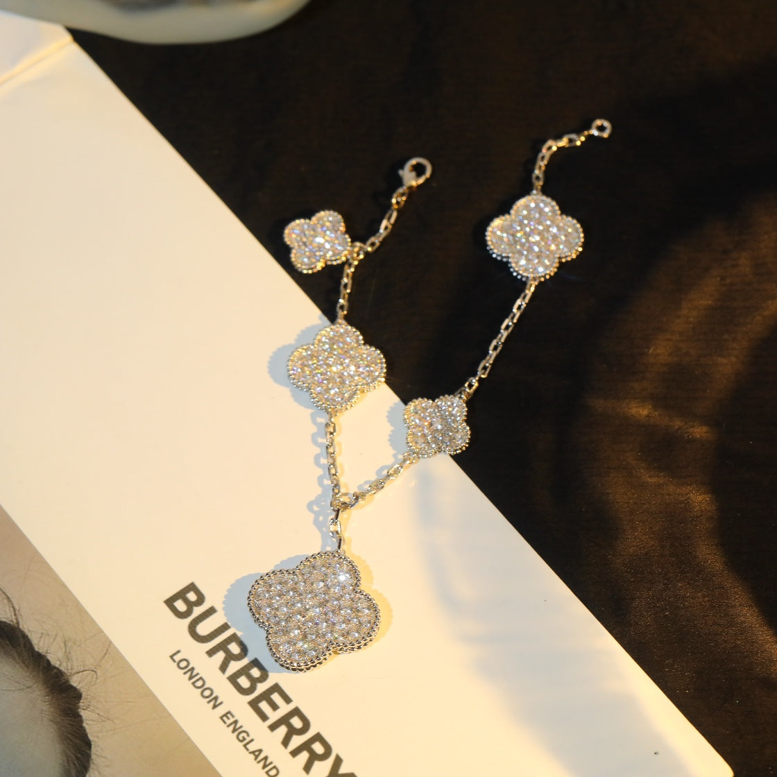 [Leaves]CLOVER BRACELET 5 MOTIF SILVER DIAMOND PAVED