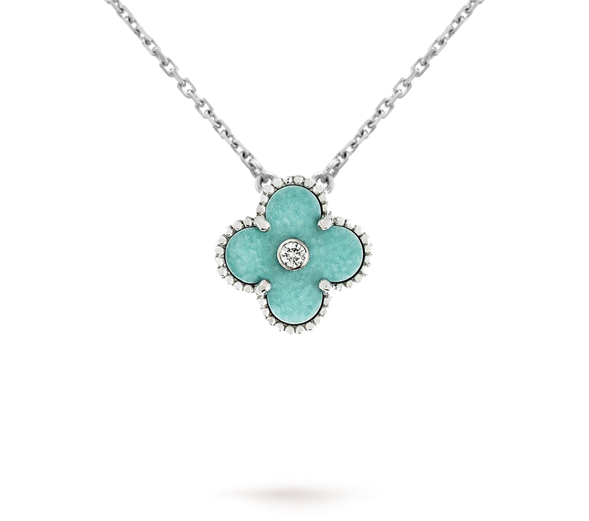 [Leaves]LIMITED EDITION CHRISTMAS CLOVER FLOWER NECKLACE - 15MM ANNUAL COLLECTIBLE PENDANT