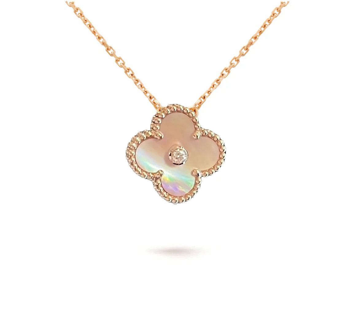 [Leaves]LIMITED EDITION CHRISTMAS CLOVER FLOWER NECKLACE - 15MM ANNUAL COLLECTIBLE PENDANT