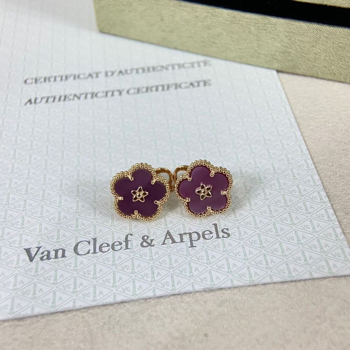 [Leaves]NEW PURPLE PLUM FRAGRANCE PLUM BLOSSOM GOLD EARRINGS