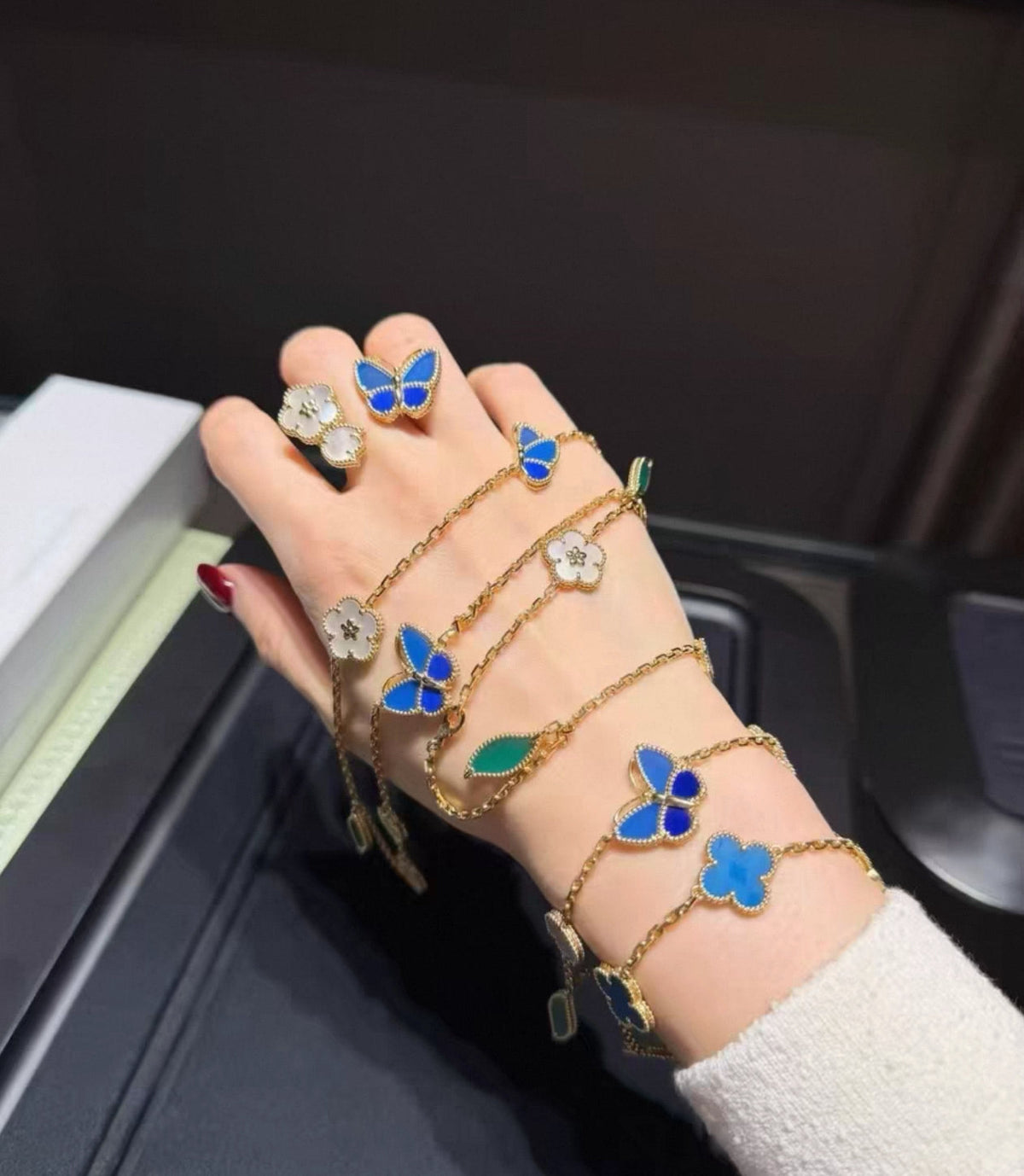 [Leaves ]LUCKY SPRING GOLD BLUESTONE WHITE MOTHER-OF-PEARL BRACELET