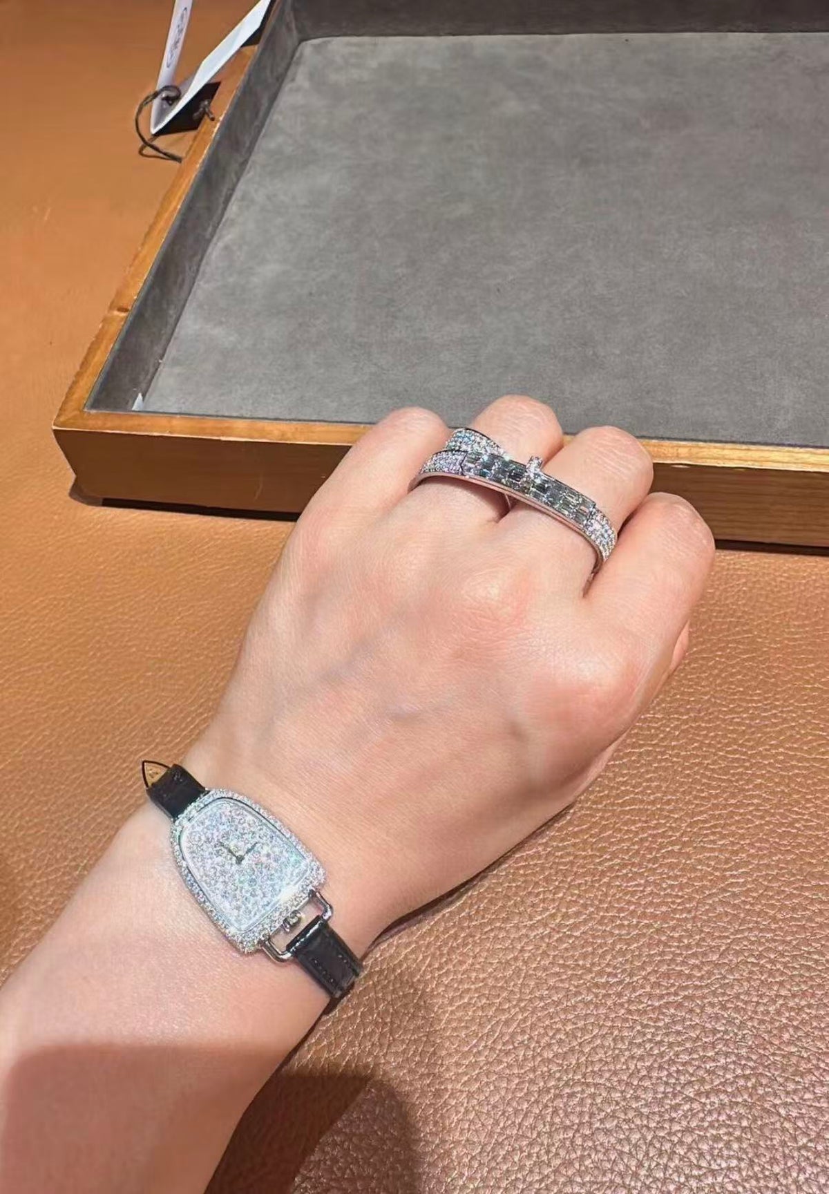 [Leaves]NEW STYLE FULL CIRCLE DOUBLE DIAMOND RING