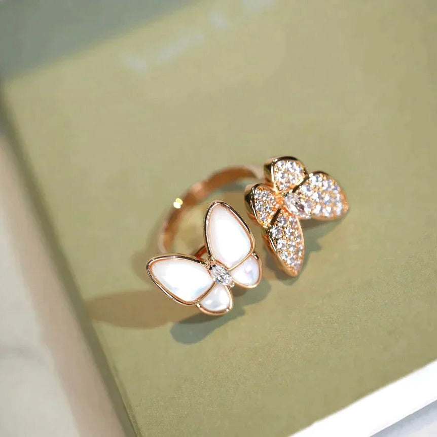 [Leaves]TWIN BUTTERFLY DIAMOND MOP RING