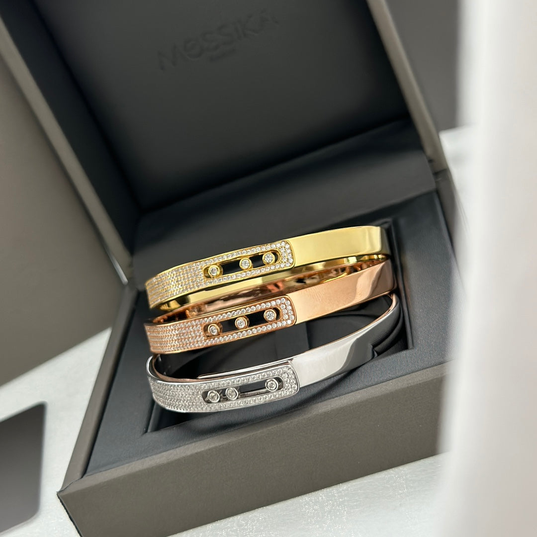 [Leaves]MOVE NOA PAVÉ DIAMOND BANGLE BRACELET