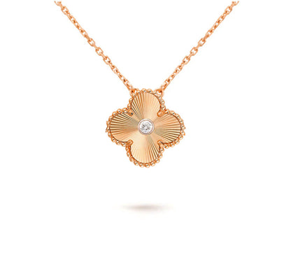 [Leaves]15MM CLOVER FLOWER DIAMOND PENDANT NECKLACE COLLECTION