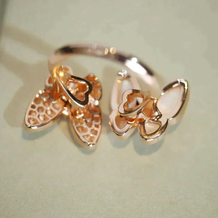[Leaves]TWIN BUTTERFLY DIAMOND MOP RING