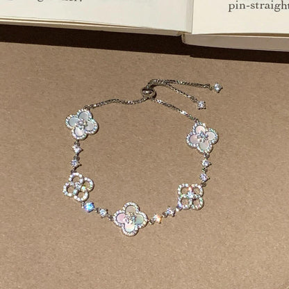 [Leaves]CLOVER 5 MOTIF PINK BLUE RED WHITE BRACELET
